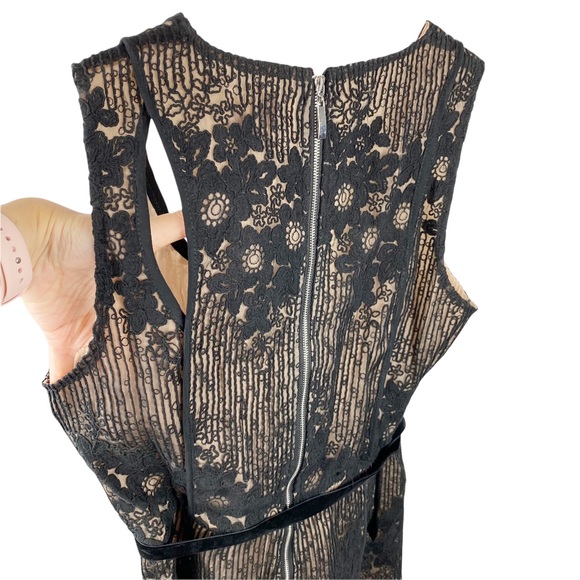 NWT Foxiedox Asha Black Nude Lace Cocktail Dress Large - Picture 10 of 14